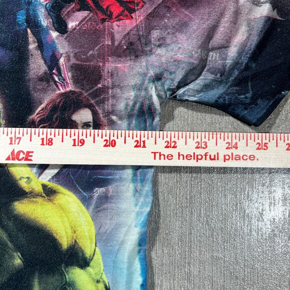 Marvel Avengers Age of Ultron All Over Print T-Shirt Medium - Picture 3 of 4